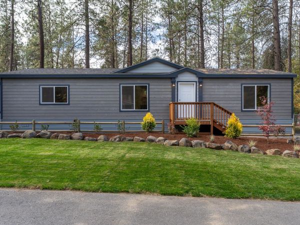 8900 S Mullen Hill Rd, Spokane, WA 99224