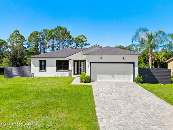 700 Cornelia Avenue SE , Palm Bay, FL 32909