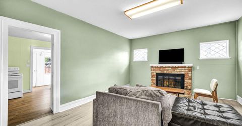 214 W Robinson Street, Carson City, NV 89703 Photo