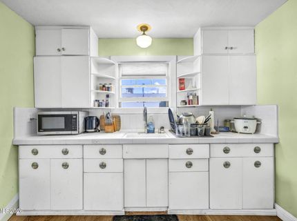 214 W Robinson Street, Carson City, NV 89703 Photo