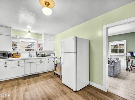 214 W Robinson Street, Carson City, NV 89703 Photo