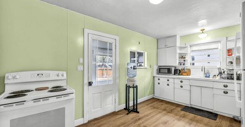 214 W Robinson Street, Carson City, NV 89703 Photo