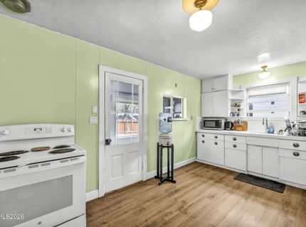 214 W Robinson Street, Carson City, NV 89703 Photo