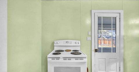 214 W Robinson Street, Carson City, NV 89703 Photo