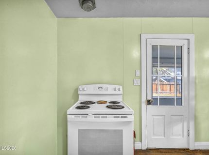 214 W Robinson Street, Carson City, NV 89703 Photo