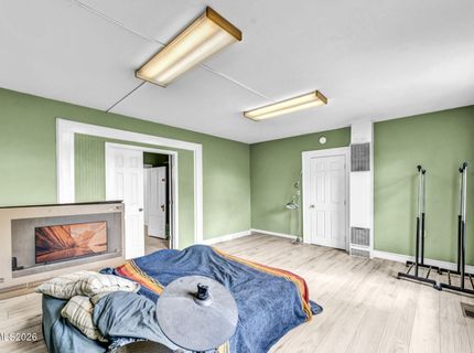 214 W Robinson Street, Carson City, NV 89703 Photo