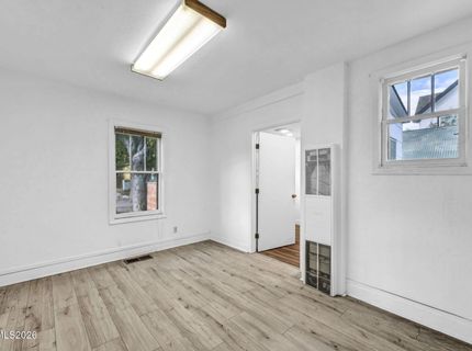 214 W Robinson Street, Carson City, NV 89703 Photo