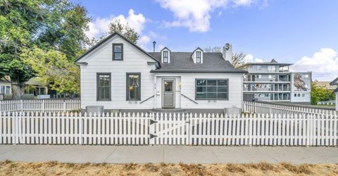 214 W Robinson Street, Carson City, NV 89703 Photo