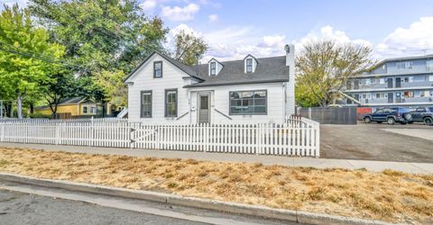 214 W Robinson Street, Carson City, NV 89703 Photo