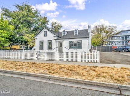 214 W Robinson Street, Carson City, NV 89703 Photo