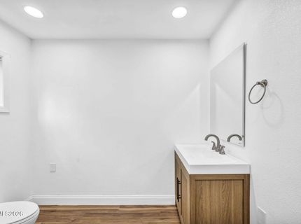 214 W Robinson Street, Carson City, NV 89703 Photo
