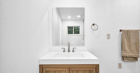 214 W Robinson Street, Carson City, NV 89703 Photo