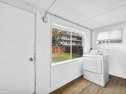 214 W Robinson Street, Carson City, NV 89703 Photo