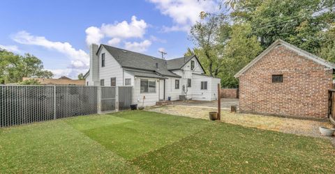 214 W Robinson Street, Carson City, NV 89703 Photo