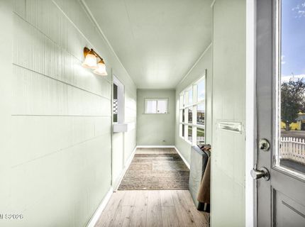 214 W Robinson Street, Carson City, NV 89703 Photo
