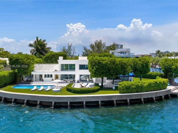 13395 Biscayne Bay Dr, North Miami, FL 33181