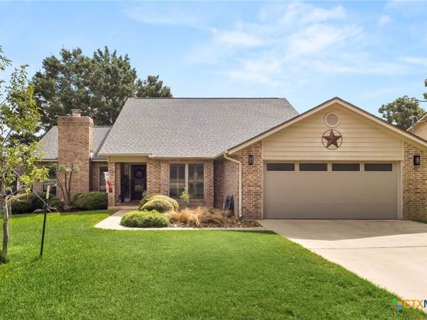 510 Oak Tree Lane, New Braunfels, TX 78130
