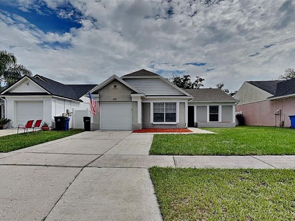 VALRICO, FL 33594