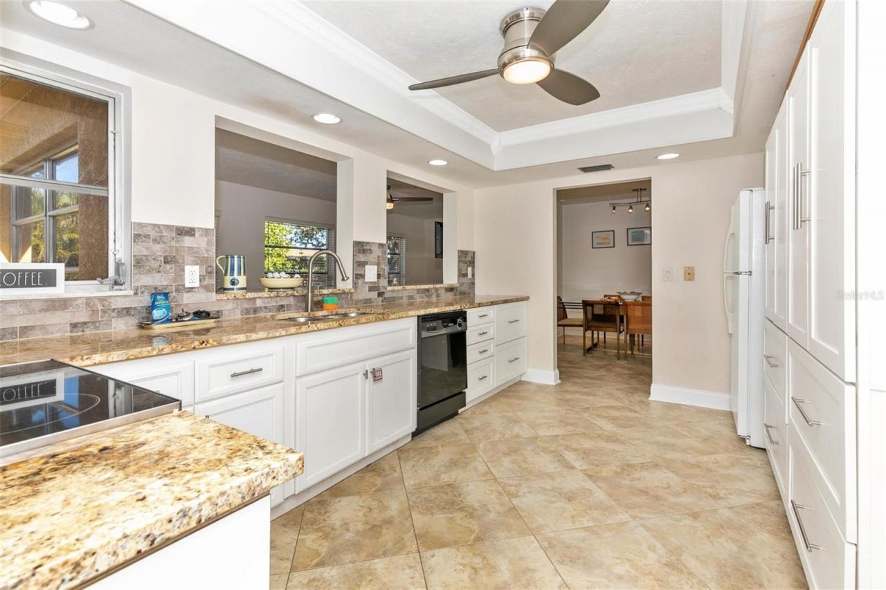 3039 Chase Circle, Sarasota, FL 34231 Photo