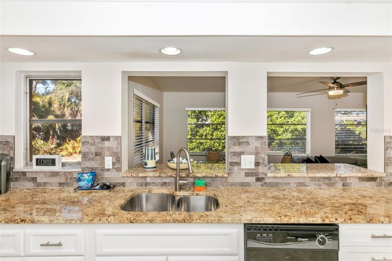 3039 Chase Circle, Sarasota, FL 34231 Photo