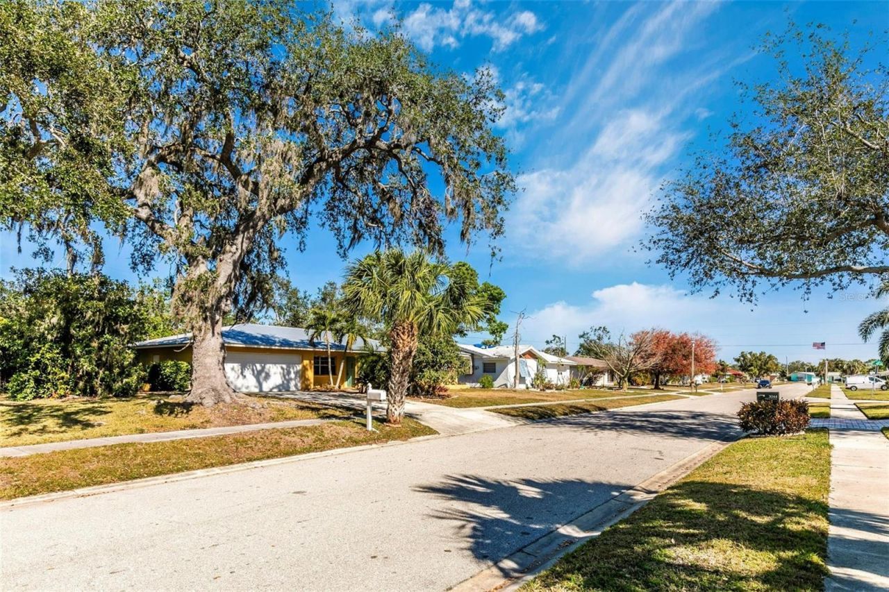 3039 Chase Circle, Sarasota, FL 34231 Photo