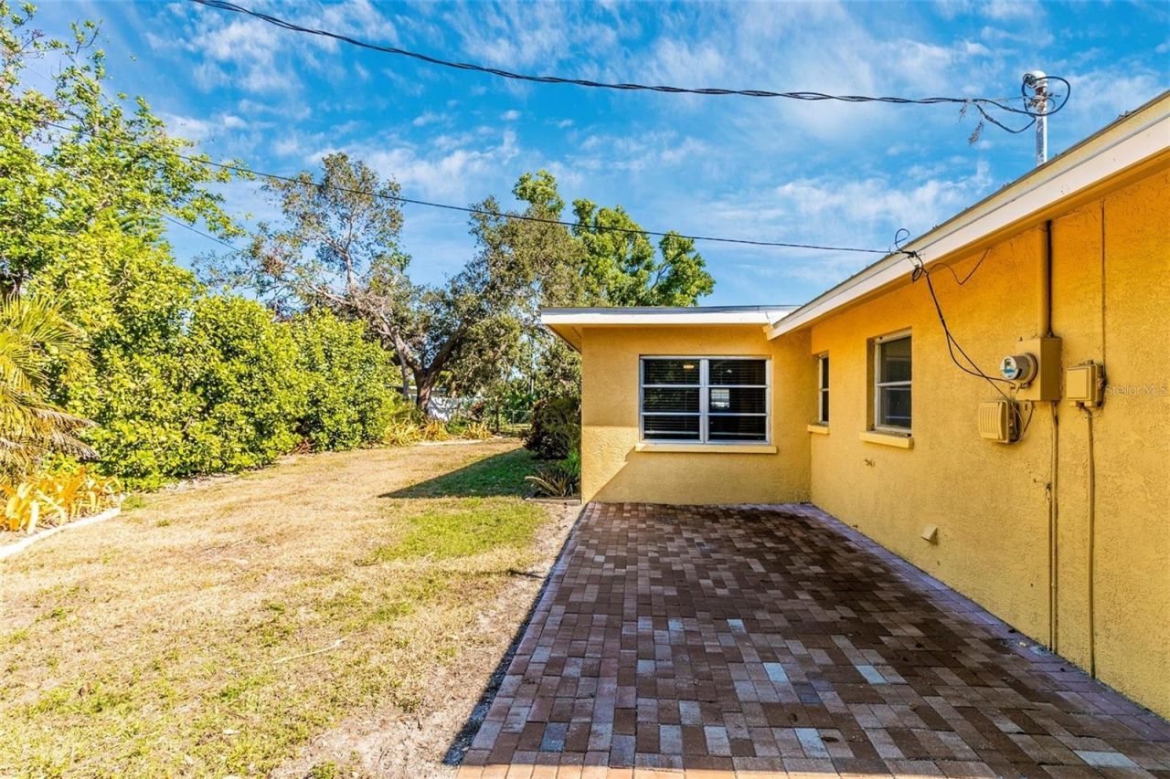 3039 Chase Circle, Sarasota, FL 34231 Photo