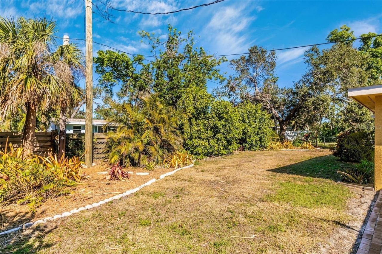 3039 Chase Circle, Sarasota, FL 34231 Photo