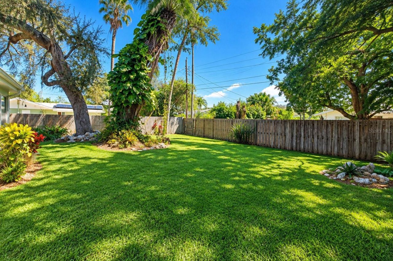 6631 Glades Way, Sarasota, FL 34231 Photo
