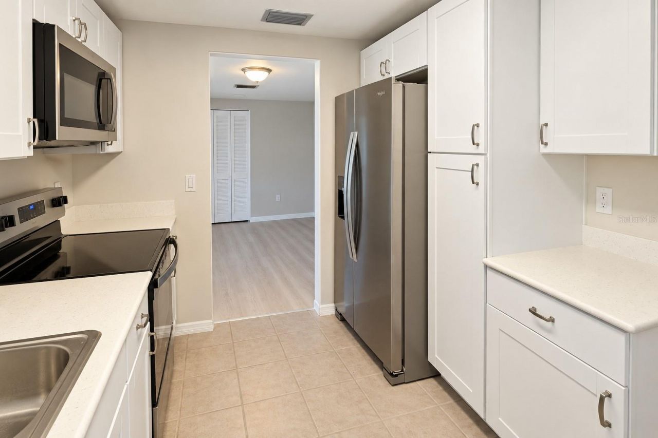6631 Glades Way, Sarasota, FL 34231 Photo
