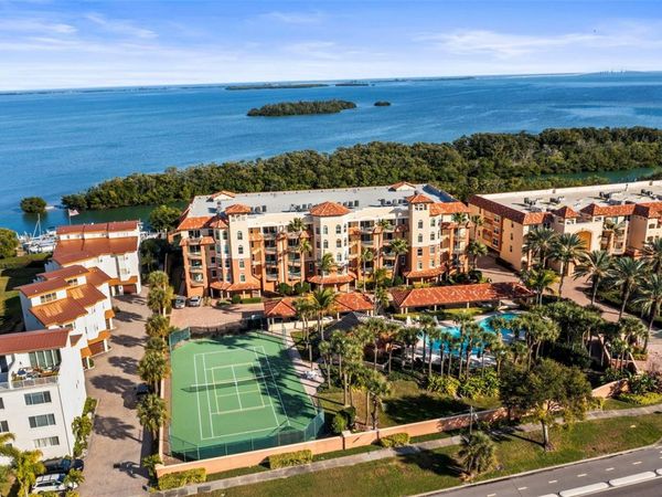 1645 PINELLAS BAYWAY S, Unit B2, TIERRA VERDE, FL 33715