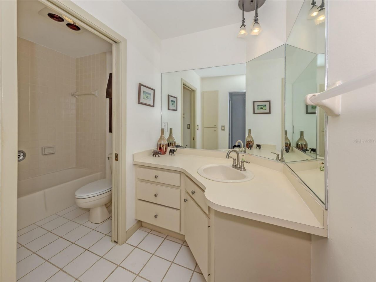 1612 Vikki Court , Venice, FL 34293 Photo