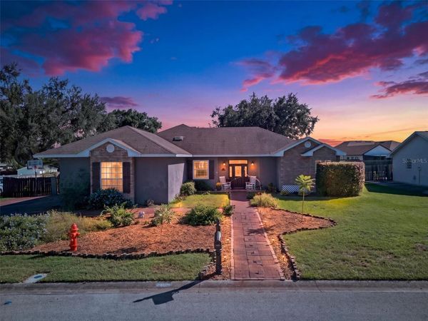 2809 CHATSWORTH LANE , LAKELAND, FL 33812