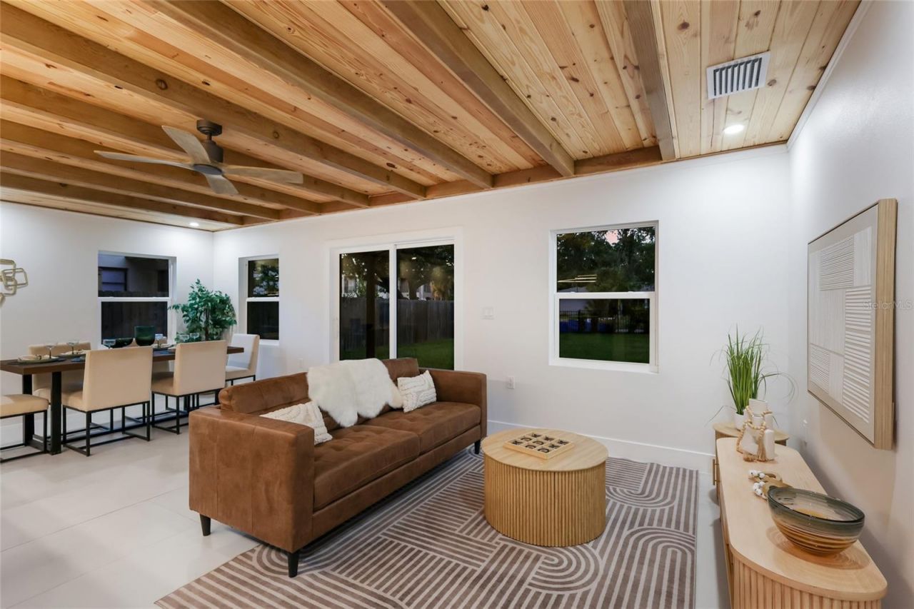 780 Indian Beach Circle, Sarasota, FL 34234 Photo
