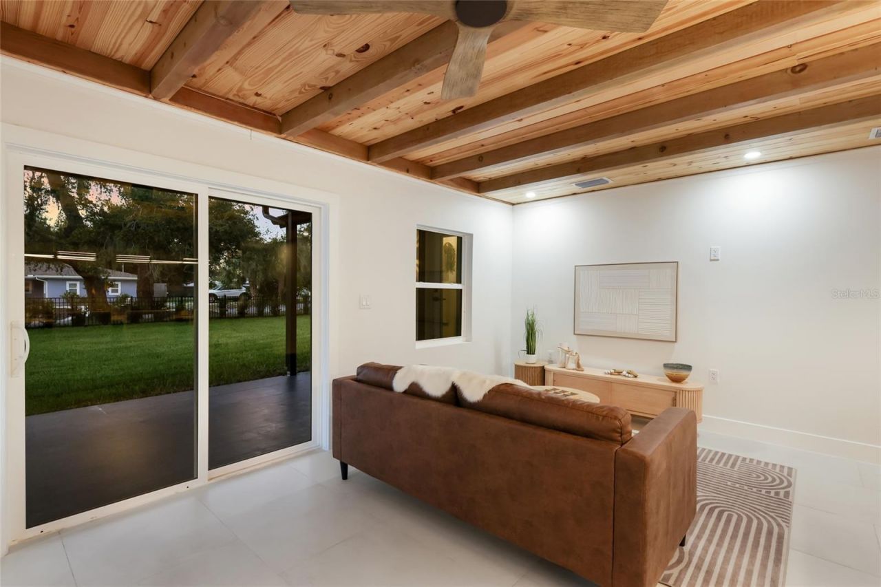 780 Indian Beach Circle, Sarasota, FL 34234 Photo