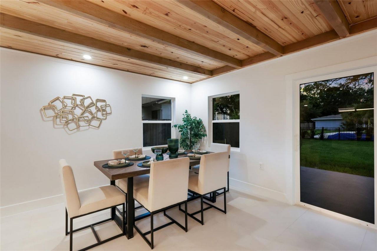 780 Indian Beach Circle, Sarasota, FL 34234 Photo