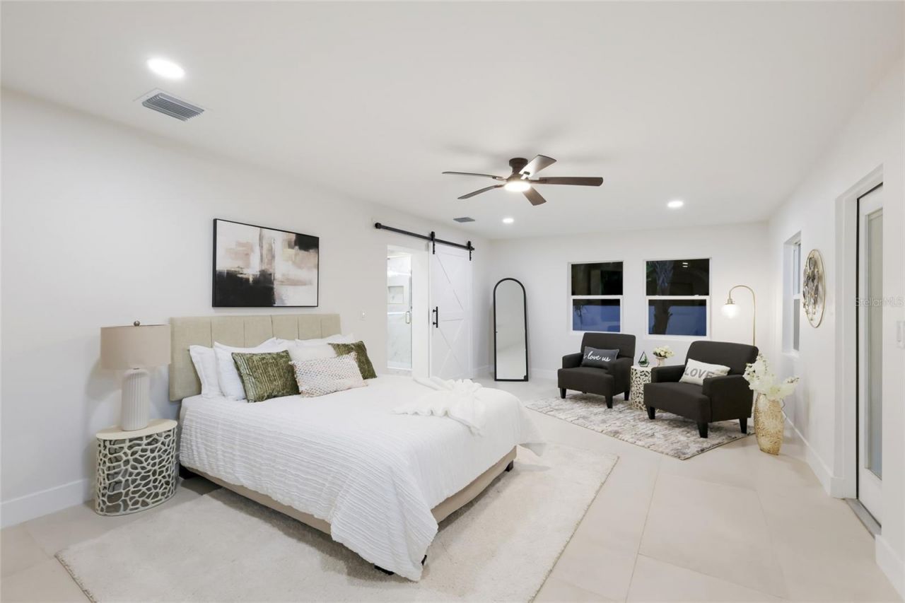 780 Indian Beach Circle, Sarasota, FL 34234 Photo