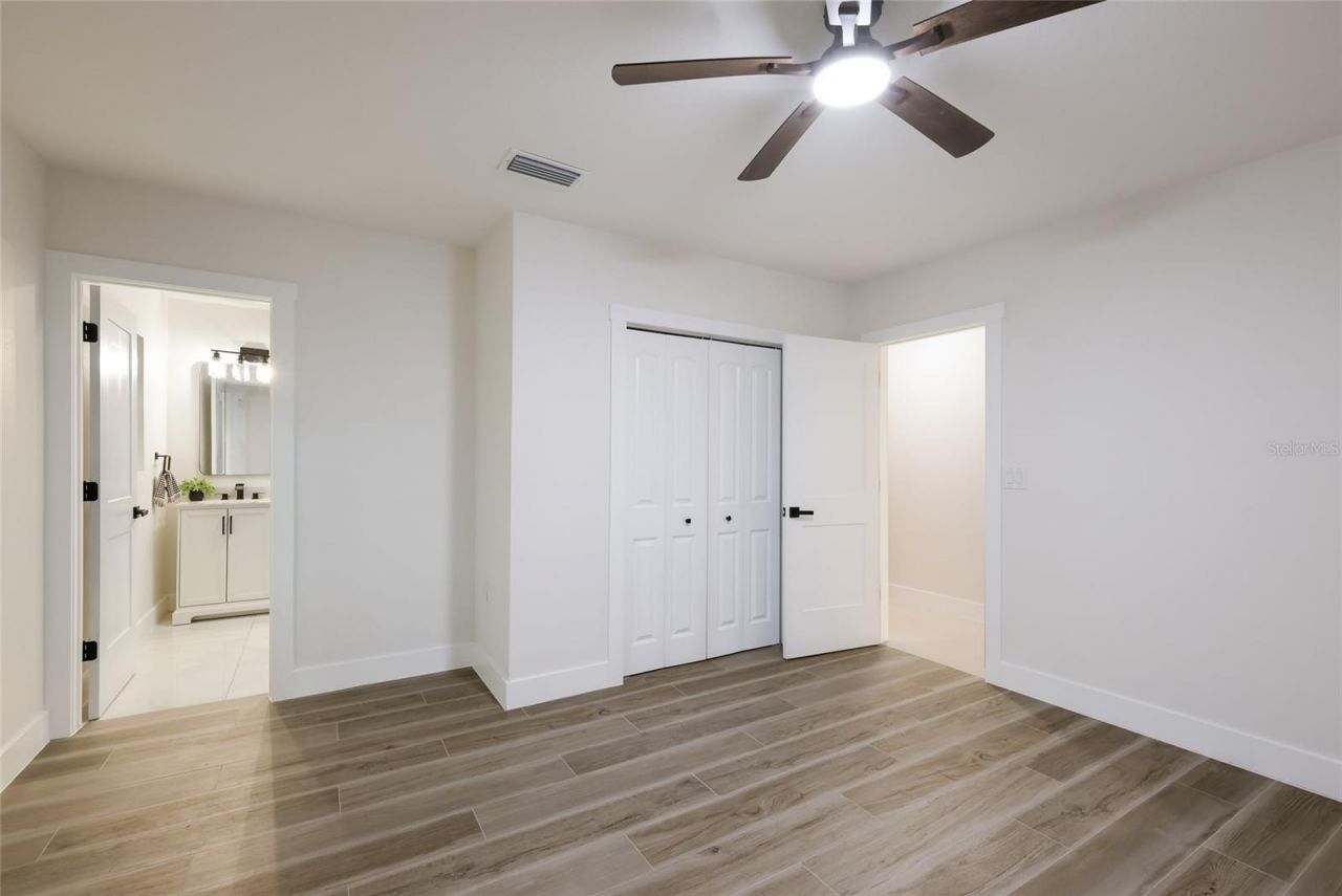 780 Indian Beach Circle, Sarasota, FL 34234 Photo