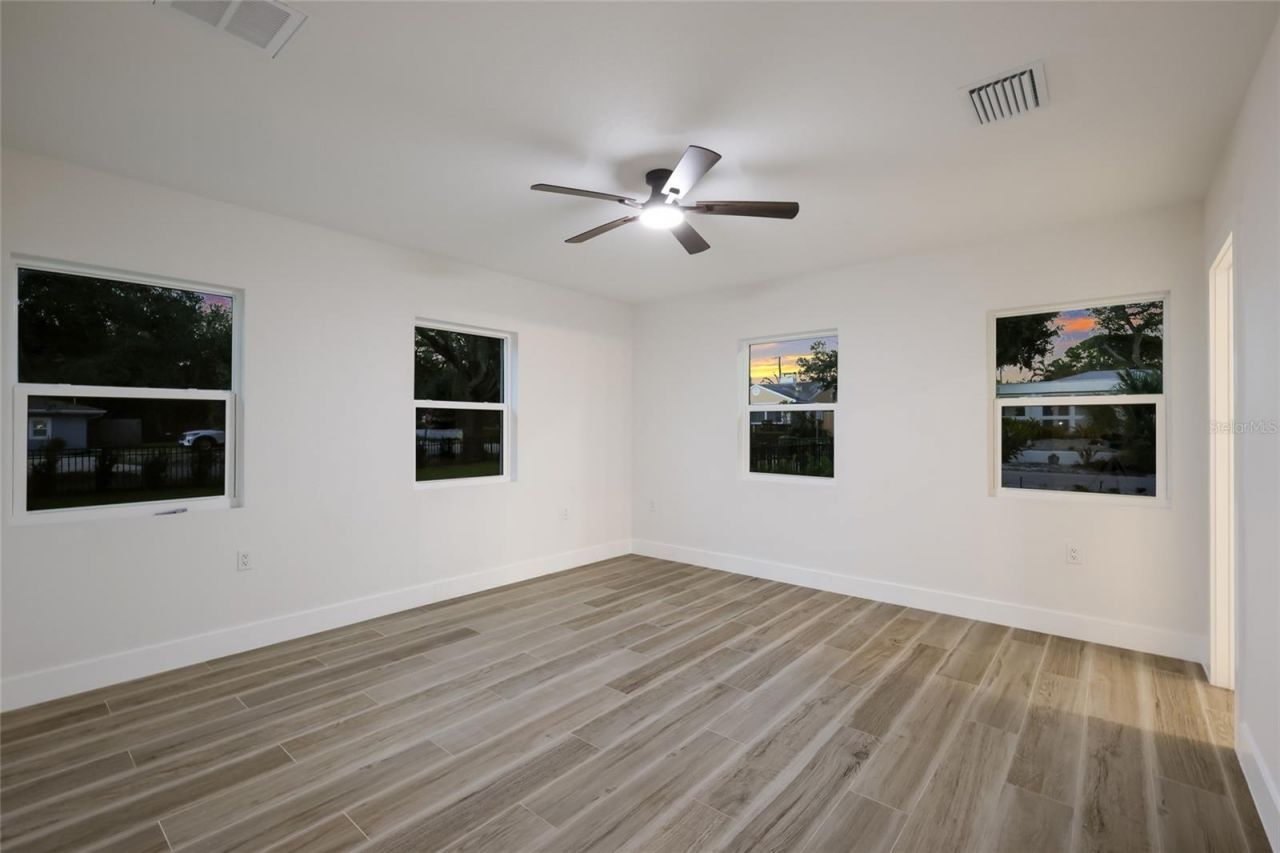 780 Indian Beach Circle, Sarasota, FL 34234 Photo