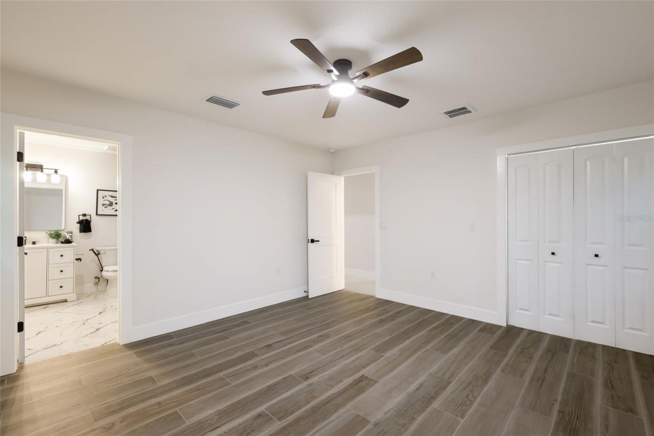 780 Indian Beach Circle, Sarasota, FL 34234 Photo
