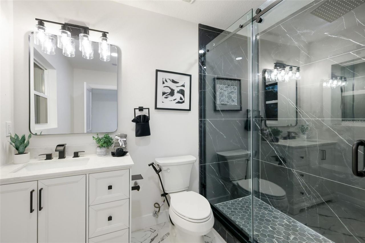 780 Indian Beach Circle, Sarasota, FL 34234 Photo
