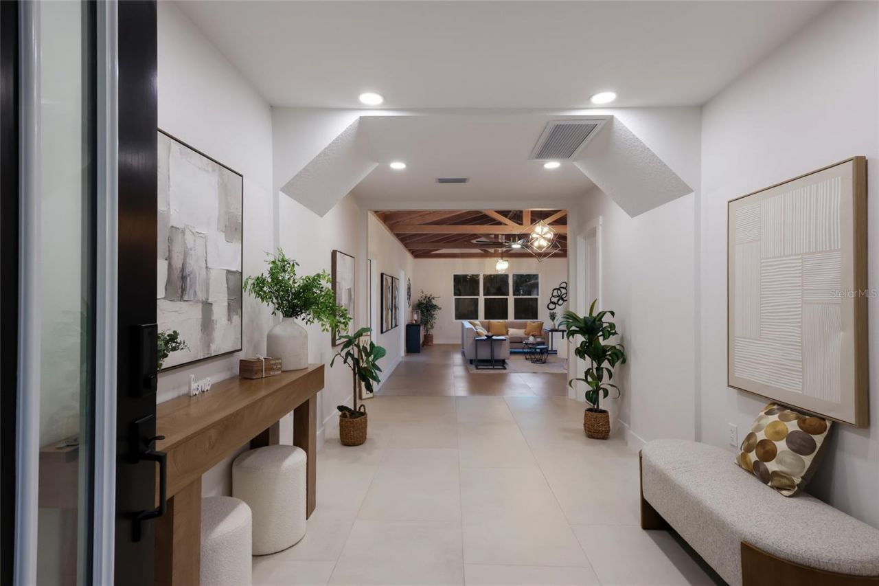 780 Indian Beach Circle, Sarasota, FL 34234 Photo