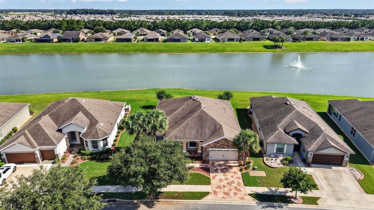 9518 SW 70th Loop, Ocala, FL 34481 Photo