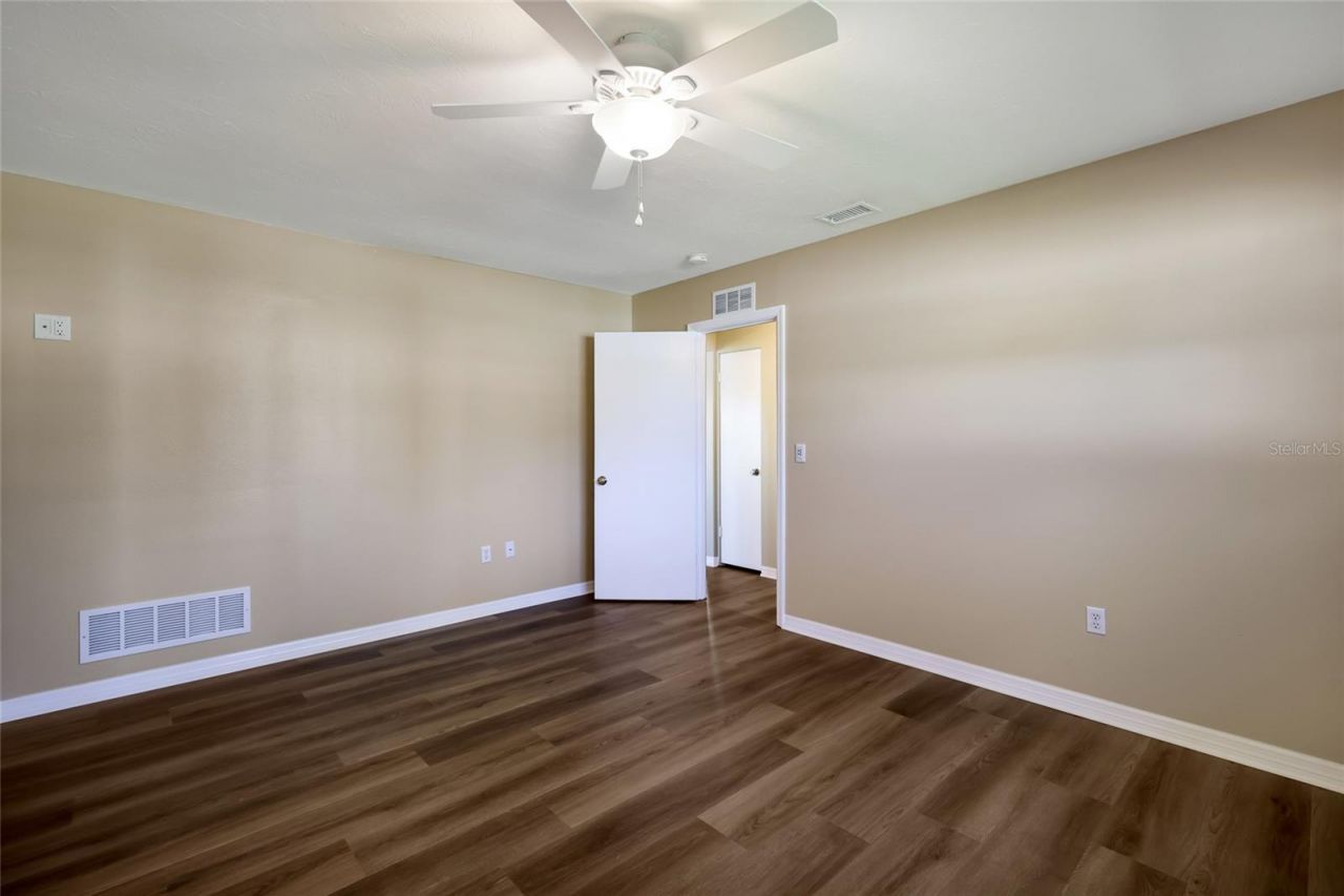 3003 Gulf Gate Drive, Sarasota, FL 34231 Photo
