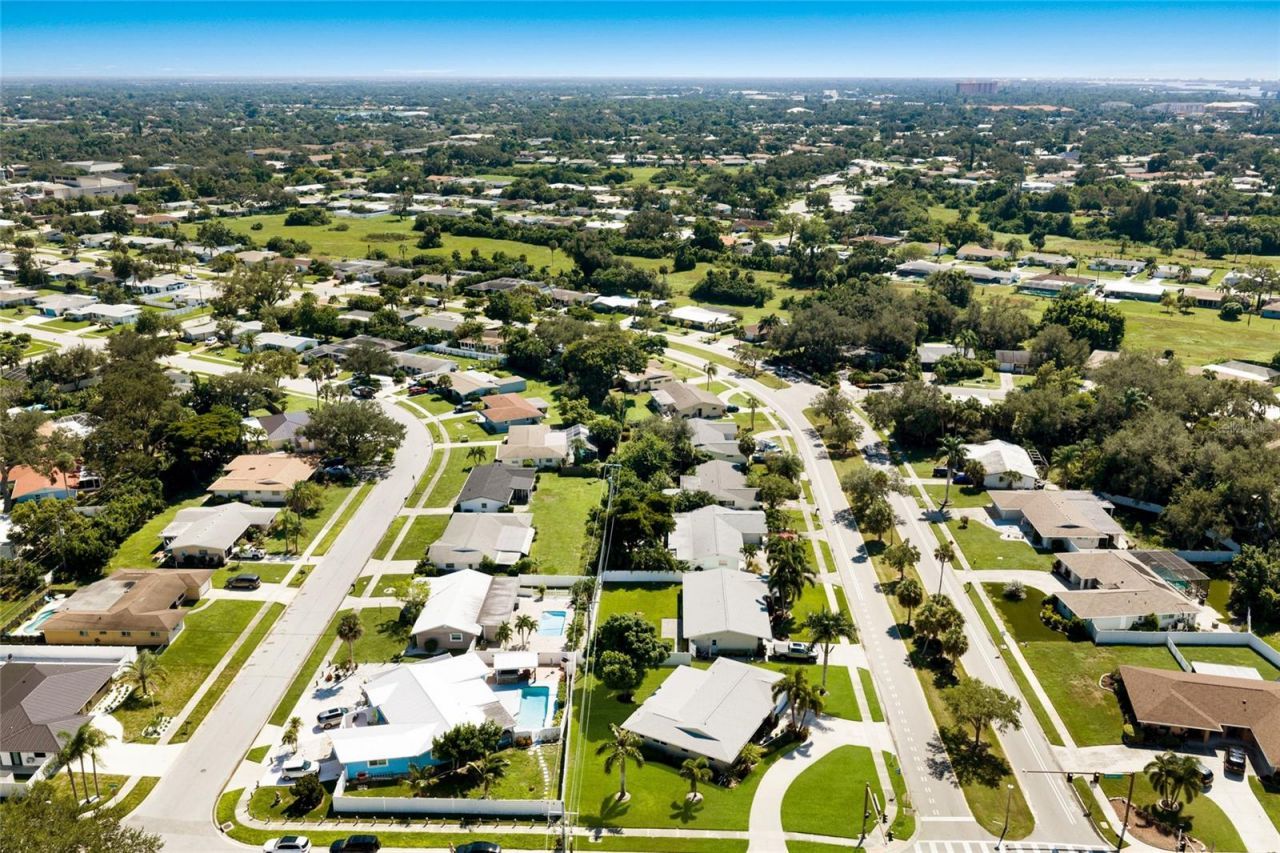 3003 Gulf Gate Drive, Sarasota, FL 34231 Photo