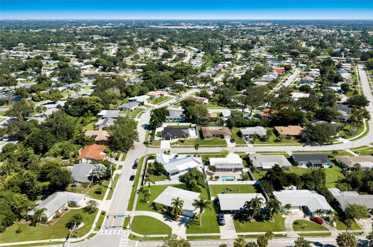 3003 Gulf Gate Drive, Sarasota, FL 34231 Photo