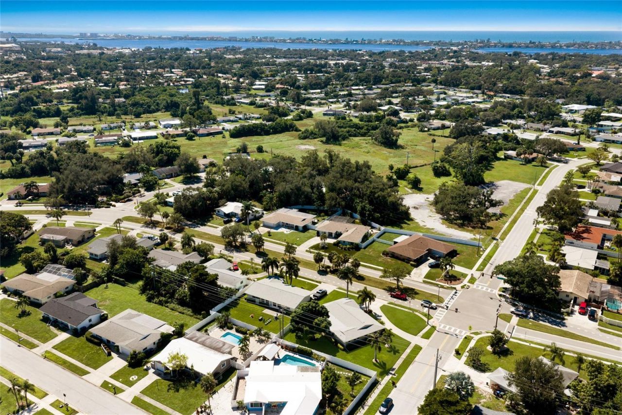 3003 Gulf Gate Drive, Sarasota, FL 34231 Photo