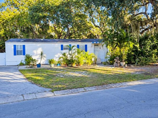 1301 LIVE OAK PARKWAY , TARPON SPRINGS, FL 34689