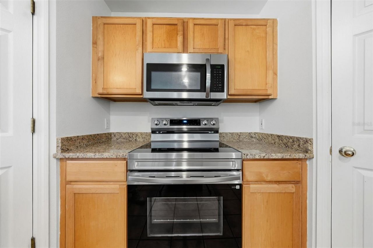 6526 Pomeroy Circle, Orlando, FL 32810 Photo