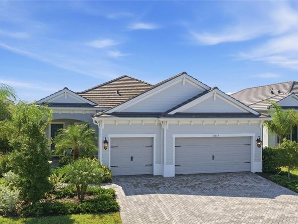 10252 CANAVERAL CIRCLE , SARASOTA, FL 34241