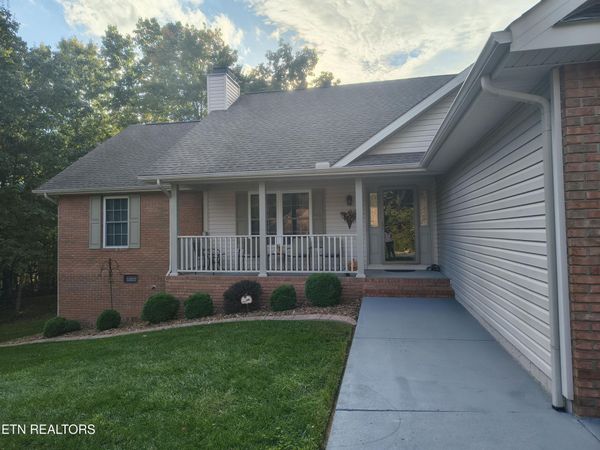 136 Berkshire Loop, Crossville, TN 38558